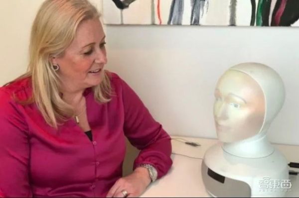 全球首个机器人HR上岗!十几分钟决定给不给你offer