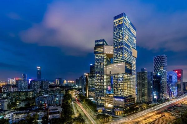 18年狂赚1300亿美元,回报超4000倍,腾讯最大股东上市了