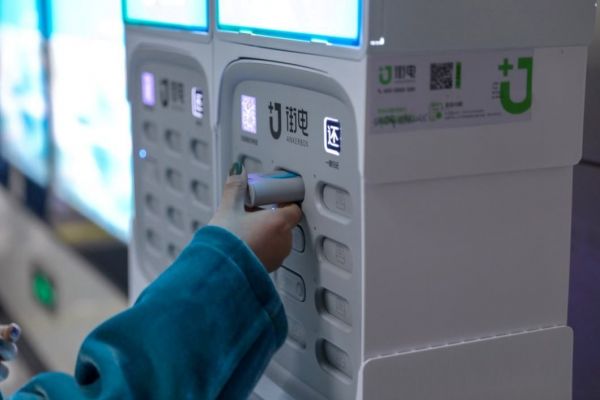 共享充电宝逆袭:王思聪沉默无言,陈欧出了口恶气