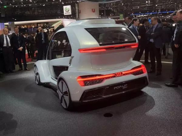 吉利加注,巨头云集,汽车何时能上天?