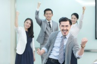 当创始团队成员间发生冲突，创业者该如何处理？