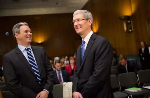 苹果公关负责人即将10月底离职,已效力16年