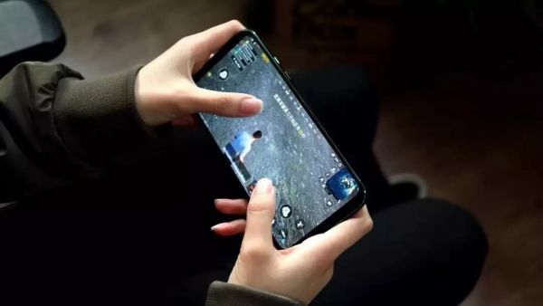 5G前夜，手机存量市场里的数字游戏