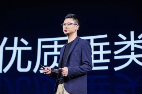 互联网大厂的「关键先生」