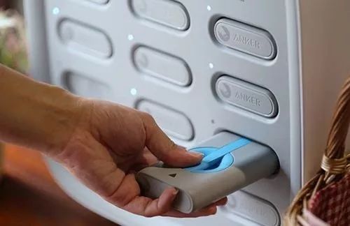 从专利战到涨价,共享充电宝们的自我救赎