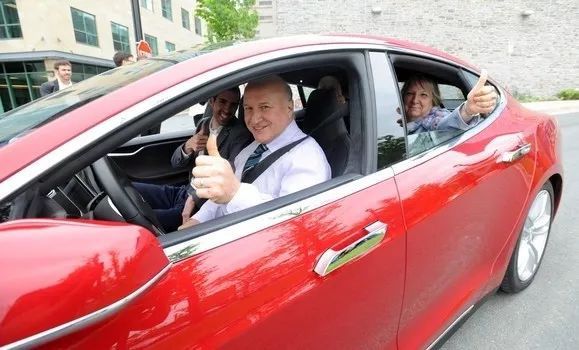 续航 160 万公里，特斯拉的最后一张底牌