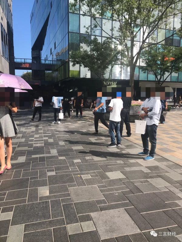 搜出1亿个结果的5G,线下却没那么热门