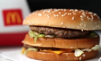 与麦当劳合作售汉堡 '人造肉第一股空头损失惨重