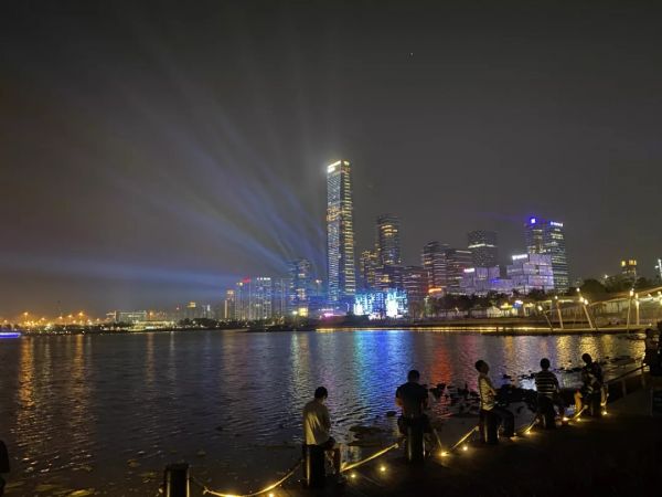 用了一周 iPhone 11,我觉得它是一台适合大多数人的标准款 iPhone