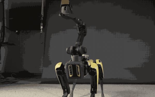 波士顿动力机器狗签约世界第一马戏团，太阳马戏团确认Spot将出演