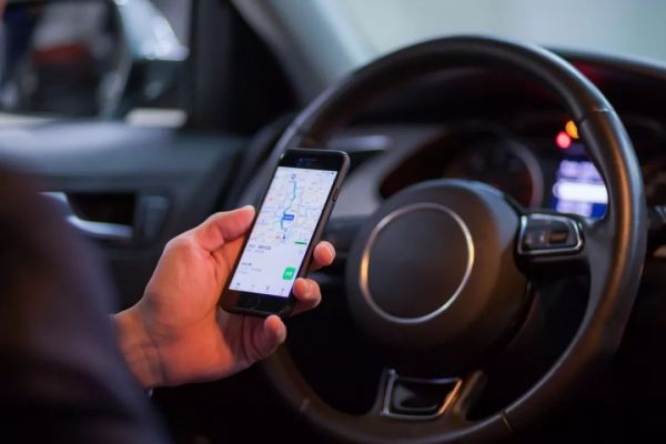 支付宝联合微博,小程序重新燃起战火