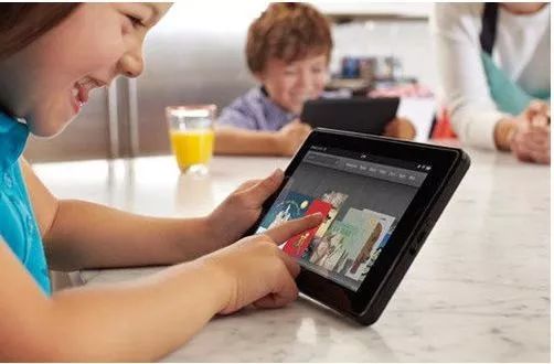 00后爱上苹果？