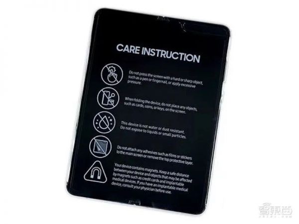 三星折叠屏拆机,大量细节调整,没扛住12万次折叠实测