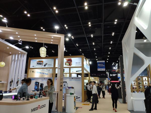 TWS耳机、智能音箱等产品仍为热门,2019香港环球资源秋季电子展开幕