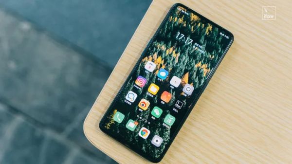 现在手机厂商不发 5G 手机就约等于“不思进取”了吗?