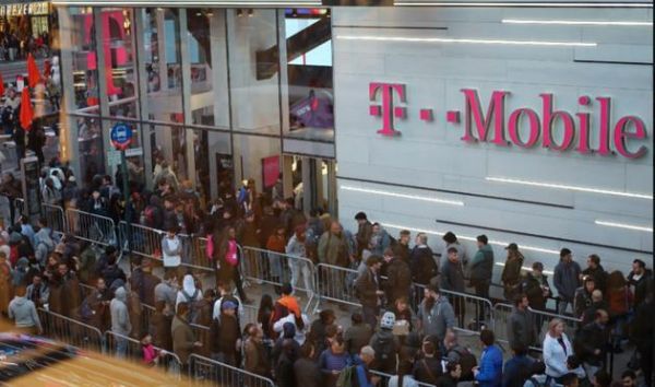 在“内忧外患”下，一加手机不再“与世无争”