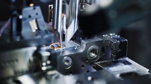 AI时代,工业机器人逆袭正当时