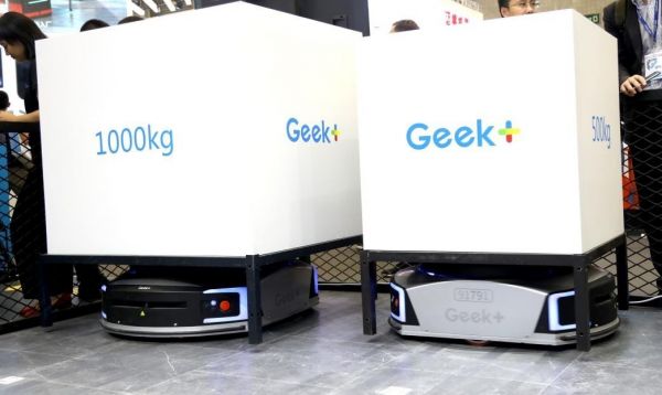 极智嘉携新品亮相2019亚洲物流展:推出柔性无人仓解决方案和小型搬运机器人