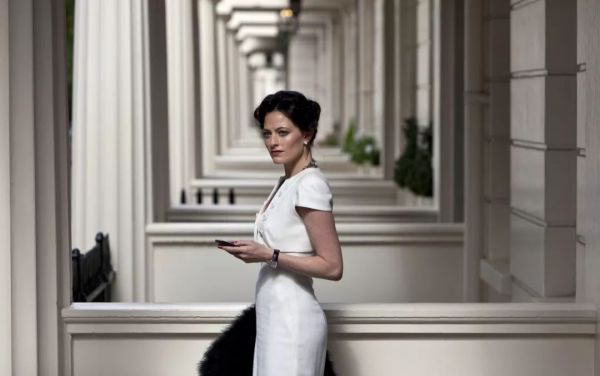 靠“搭便车”赚得千亿身价,这家公司是怎么做到的