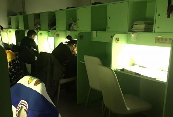 亲测10家共享自习室后，我们发现了一些不能说的秘密