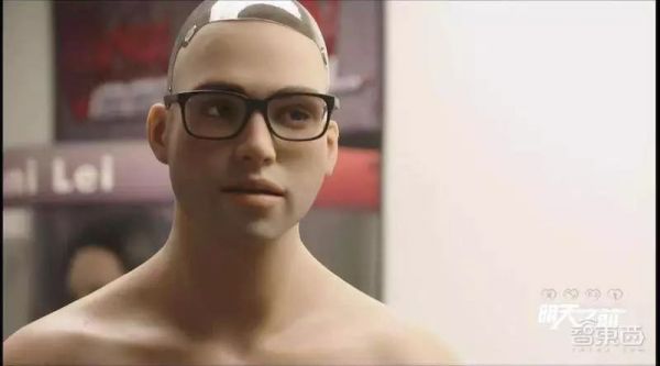 中国纪录片探访机器人伴侣工厂,2050年人会和机器人结婚吗?