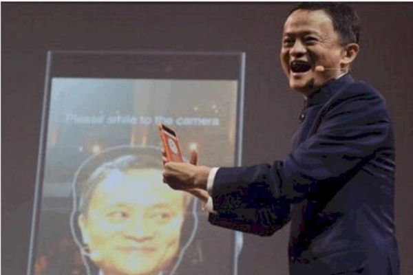 你我皆楚门:刷脸支付这把火是如何燃起来的?