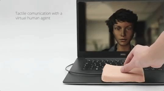 给你的手机挠痒痒:巴黎电信为电子设备穿上“皮肤”,爱抚捏脸都能回应