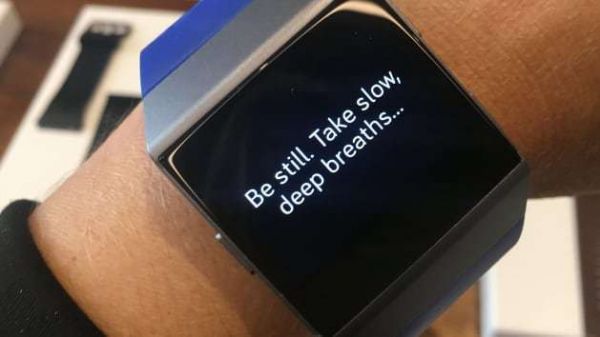 谷歌收购Fitbit旨在抗衡苹果,但行动太晚