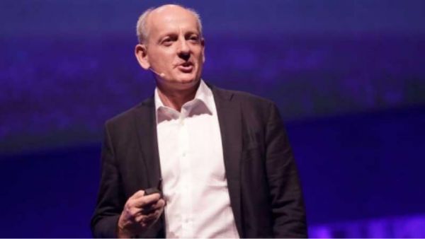 阿西莫夫机器人三定律或已过时?伯克利教授定义AI发展“新三原则”