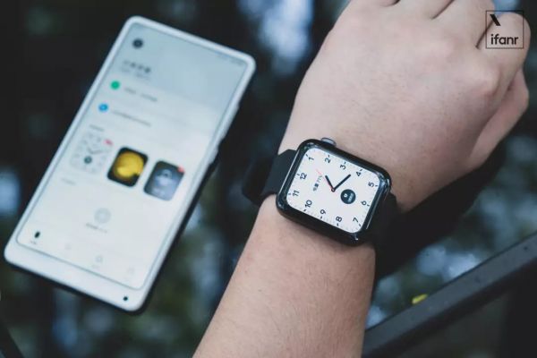 小米想将智能手表做成一台腕上手机,它能成功吗?