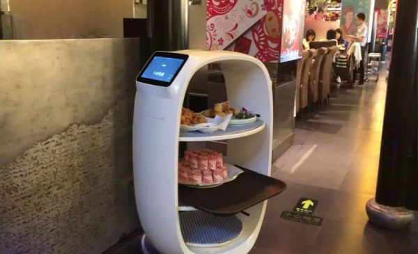 你的机器人女仆已上线,机器人送餐是噱头还是趋势?