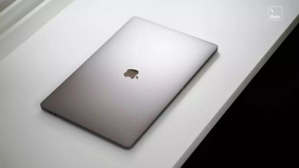 16 英寸 MacBook Pro 上手体验:苹果重新拥抱专业级用户