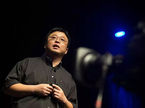 罗永浩:我不愿离开战场