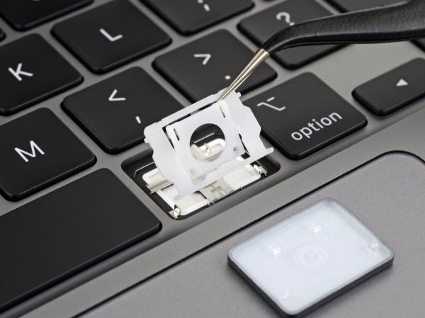 最前线 | 16 寸 MacBook Pro 拆解:基本上坏了就修不了