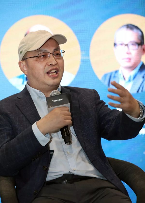 中国社会科学院段伟文:人和机器要互相理解对方缺陷,协同进化