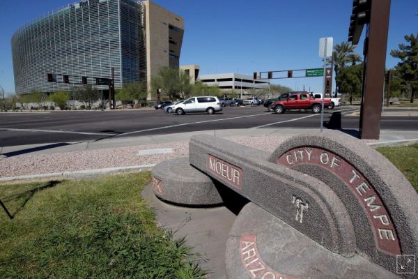 Uber自动驾驶车祸判决：人没监督车？车没监督人？