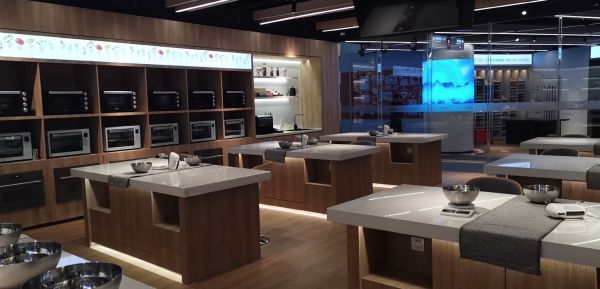 焦点分析丨京东总想“做网红”