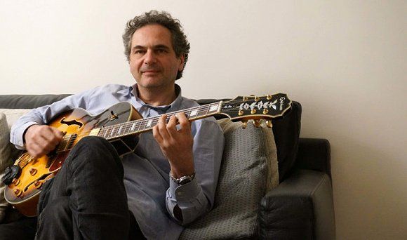 AI机器人的艺术能力可以突破算法边界吗?