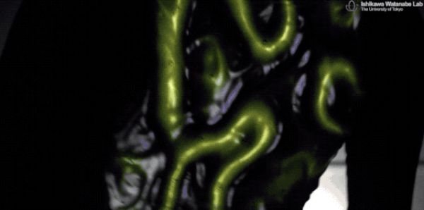 你随便动幕布,投影跟不上算我输:动态投影黑科技,AE特效秒变成真