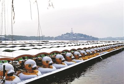 北海公园内银装素裹 汪震龙&nbsp;图