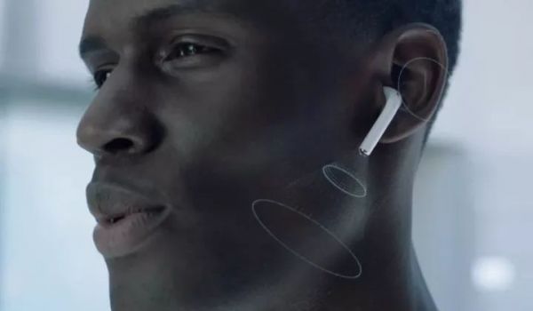 AirPods 成为抢手货，但人们还是不爱 Siri