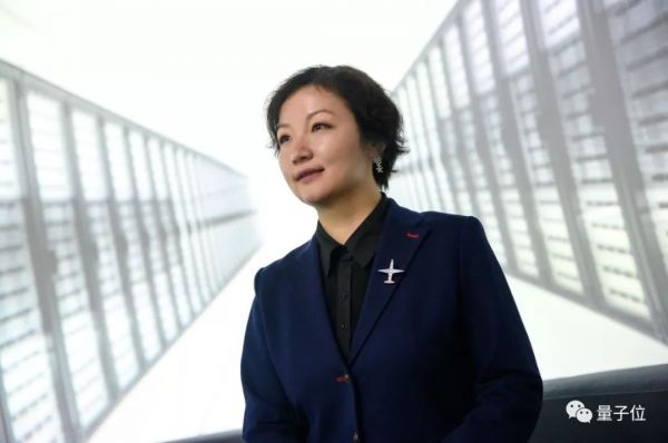 给AI一段故事,就能变成漫画,这个来自人大微软和北影的AI,要启发电影人的灵感