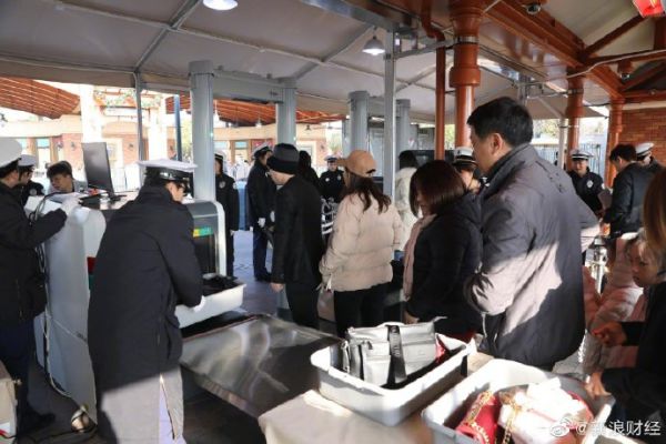 科技神回复丨苹果或将每半年发布一次新iPhone,我的钱包不允许