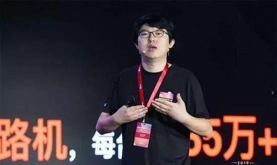 B站快手抖音，争抢在线教育平台的年轻人