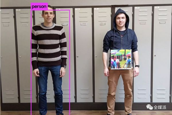 Facebook训练AI欺骗人脸识别系统,推动解决深度伪造问题