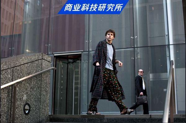 复盘Facebook扩张史：不只买买买那么简单