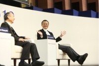 孙正义：马云不是编程或法律专家 但他知道如何用人