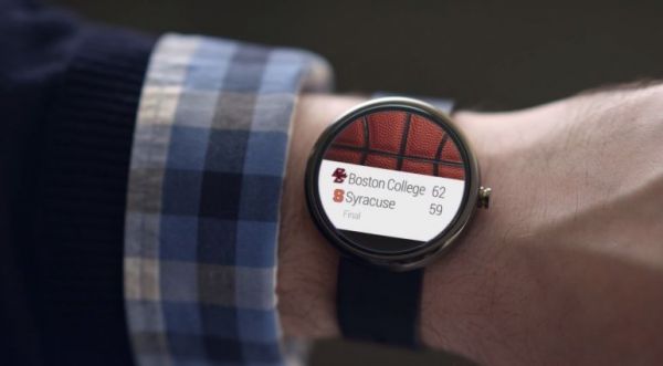 强敌云集,谷歌能做好可穿戴设备吗?