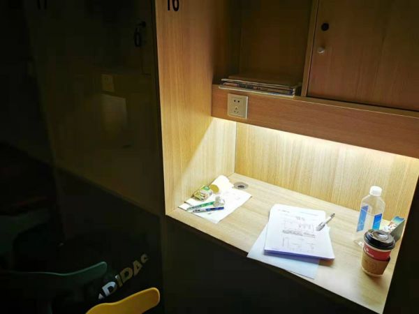 学霸的时间生意:北京每天新开三家,自习室半年就成红海