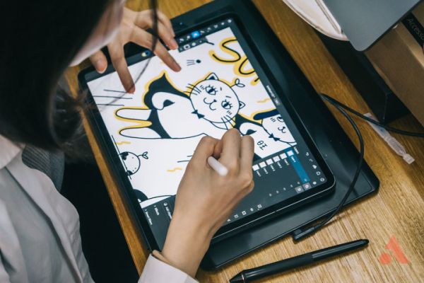 有了这项新技术,彩色版 Kindle 可能明年就来了